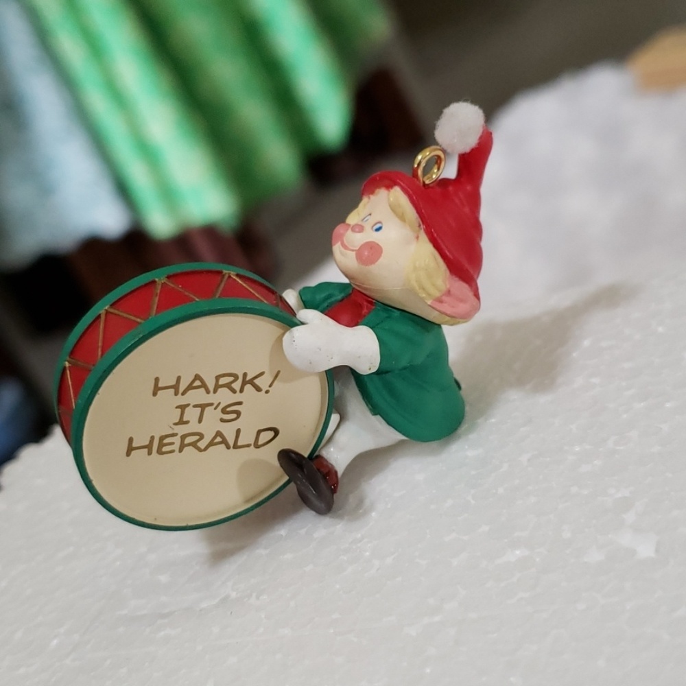 Christmas Vintage Hallmark Ornament Hark It's Herald